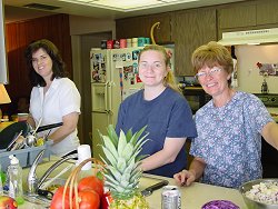 Meda, Jen & Sharon in the kitchen